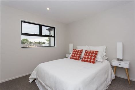 Photo of property in 2/34 John Campbell Crescent, Hillmorton, Christchurch, 8024