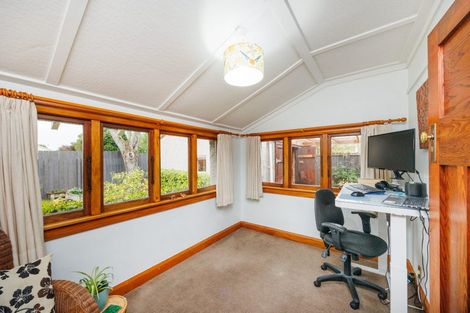 Photo of property in 67 Rangitane Street, Palmerston North, 4414