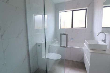 Photo of property in 3 Parton Road, Pukekohe, 2120