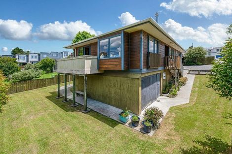 Photo of property in 96b Rosier Road, Glen Eden, Auckland, 0602