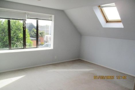 Photo of property in 10/415 Mairehau Road, Parklands, Christchurch, 8083