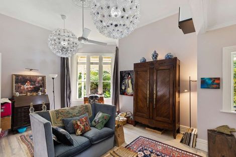 Photo of property in 13 Milne Street, Marton, 4710