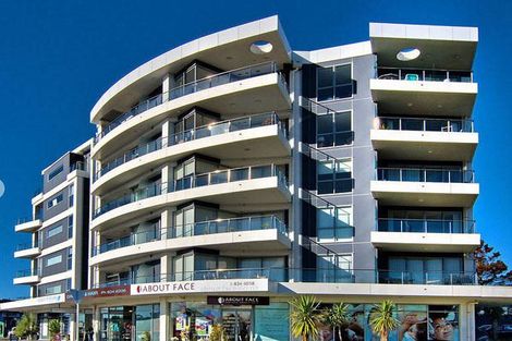 Photo of property in Bella Vista, 2c/84 Gunner Drive, Te Atatu Peninsula, Auckland, 0610