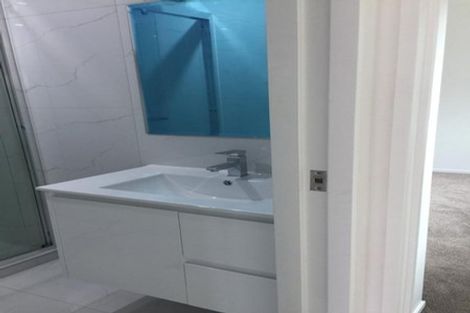 Photo of property in 2c Laurie Avenue, Papakura, 2110