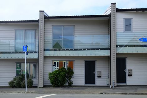 Photo of property in 19u2 Collins Avenue, Tawa, Wellington, 5028
