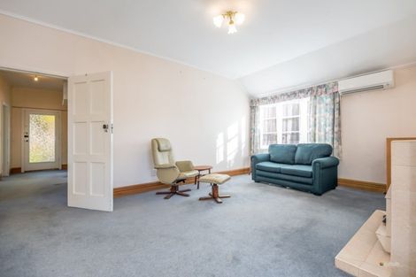 Photo of property in 15 Melvill Grove, Waterloo, Lower Hutt, 5011