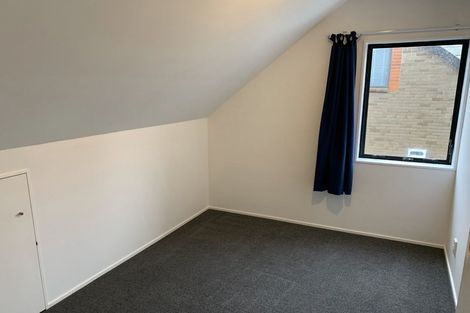Photo of property in 37 Fields Parade, Oteha, Auckland, 0632