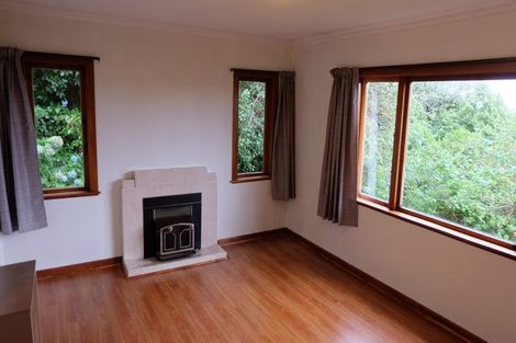 Photo of property in 31 Garden Road, Northland, Wellington, 6012