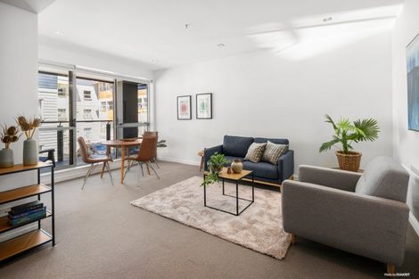 Photo of property in 2a/1 Hanson Street, Mount Cook, Wellington, 6021