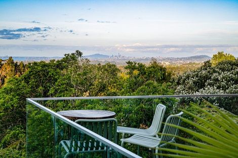 Photo of property in 20 Raroa Terrace, Waiatarua, Auckland, 0604