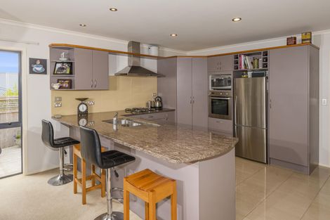 Photo of property in 24 Lochiel Place, Te Kamo, Whangarei, 0112