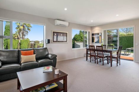 Photo of property in 9 Montgomery Crescent, Kinloch, Taupo, 3377