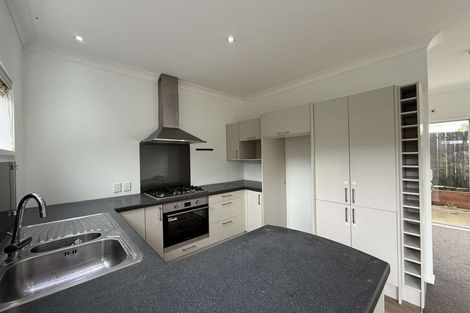 Photo of property in 40c Ruskin Road, Newlands, Wellington, 6037