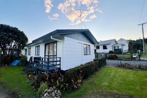 Photo of property in 65a Victoria Street, Coromandel, 3506