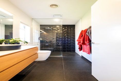 Photo of property in 31 Simla Crescent, Khandallah, Wellington, 6035