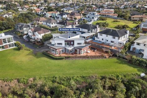 Photo of property in 51 Harbour View Road, Te Atatu Peninsula, Auckland, 0610