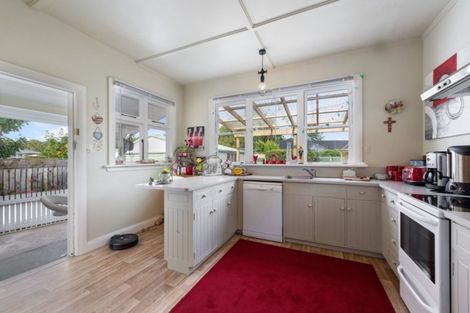 Photo of property in 29 Cambridge Terrace, Masterton, 5810