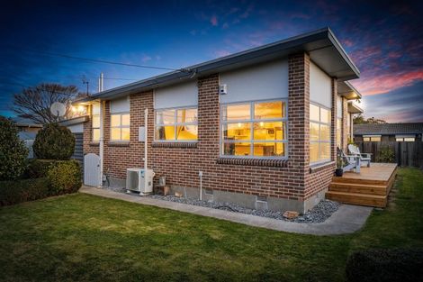 Photo of property in 42 Seymour Street, Hornby, Christchurch, 8042