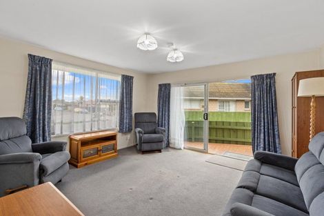 Photo of property in 18 Leonie Place, Aranui, Christchurch, 8061