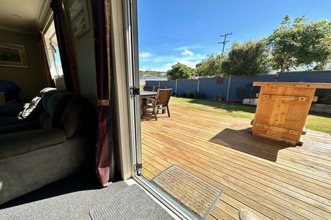 Photo of property in 30 Tarata Street, Kaka Point, Balclutha, 9271