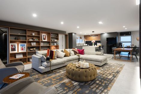 Photo of property in 8b Oceanbeach Road, Mount Maunganui, 3116