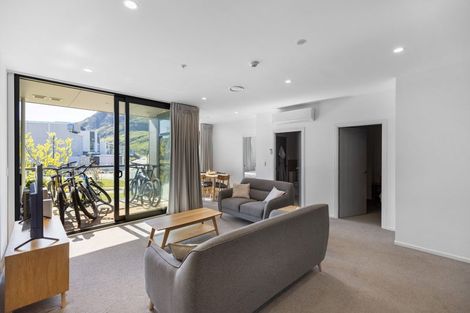 Photo of property in Wyndham Gardens Apartments, 30 Red Oaks Drive, Frankton, Queenstown, 9300