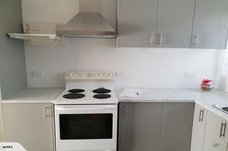 Photo of property in 2/71 Coronation Road, Papatoetoe, Auckland, 2025