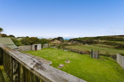 Photo of property in 52 Kawei Road, Ohawe, Hawera, 4671