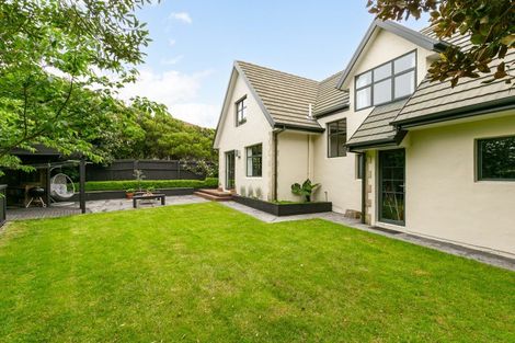 Photo of property in 125 Westchester Drive, Churton Park, Wellington, 6037