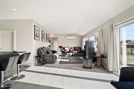 Photo of property in 18 Tiverton Street, Palmerston, 9430