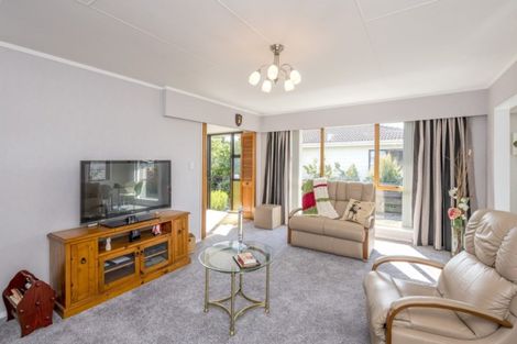 Photo of property in 44 Rimu Street, Levin, 5510