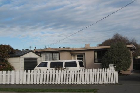 Photo of property in 72 Estuary Road, New Brighton, Christchurch, 8061