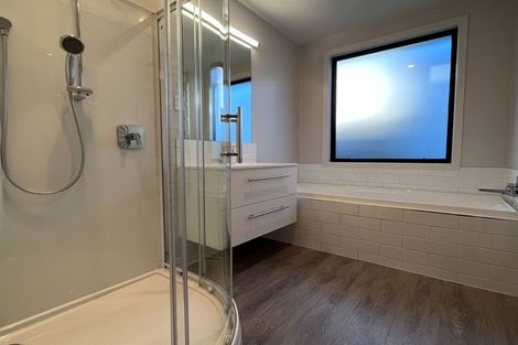 Photo of property in 82 Jack Hanley Drive, Jacks Point, Queenstown, 9371