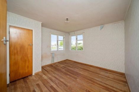 Photo of property in 41 Iredale Road, Hawera, 4610