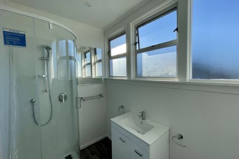 Photo of property in 8a Karaka Street, Castlecliff, Whanganui, 4501