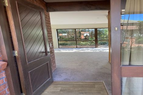 Photo of property in 136 Karori Road, Karori, Wellington, 6012