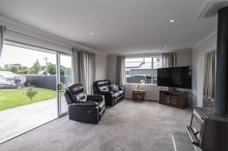 Photo of property in 8 Davie Street, Temuka, 7920