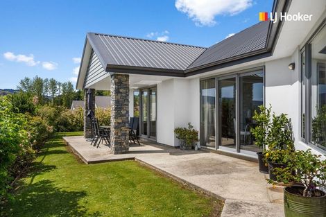 Photo of property in 218 Gladstone Road North, Mosgiel, 9024