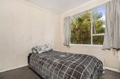 Photo of property in 21 Ngatira Place, Clendon Park, Auckland, 2103