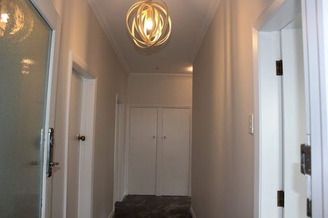Photo of property in 1/48 Seabrook Avenue, New Lynn, Auckland, 0600