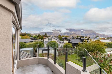 Photo of property in 12 Ritchie Street, Arrowtown, 9302