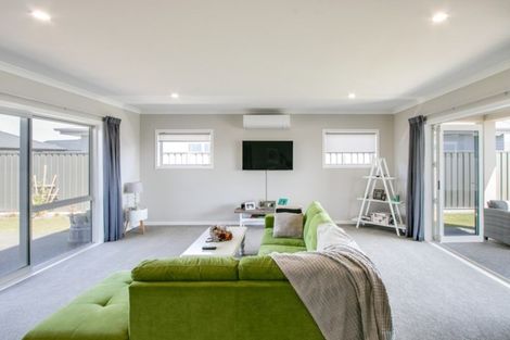 Photo of property in 23 Hurunui Drive, Te Awa, Napier, 4110