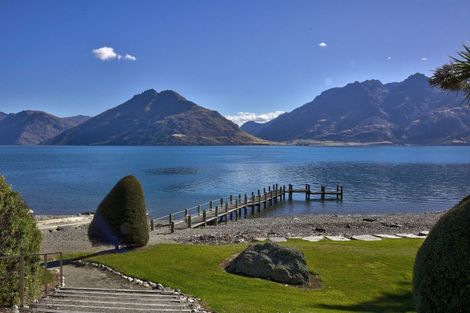 Photo of property in 11 Carlin Creek Drive, Drift Bay, Queenstown, 9371