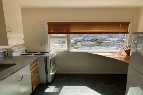 Photo of property in 2u8 Scarborough Terrace, Mount Victoria, Wellington, 6011