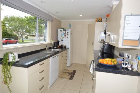 Photo of property in 32 Joseph Street, Waverley, Invercargill, 9810