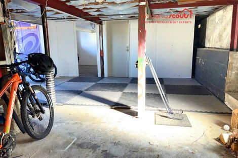 Photo of property in 12 Pikarere Street, Titahi Bay, Porirua, 5022