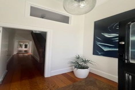 Photo of property in 99 Webb Street, Mount Cook, Wellington, 6011