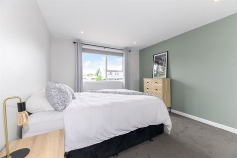 Photo of property in 1/35 Taikata Road, Te Atatu Peninsula, Auckland, 0610