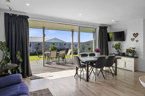 Photo of property in 23 Estate Grove, Inglewood, 4330