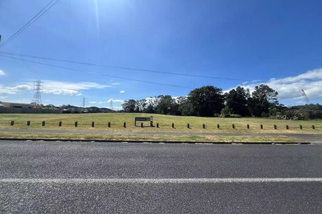 Photo of property in 28a Tiraumea Drive, Pakuranga, Auckland, 2010